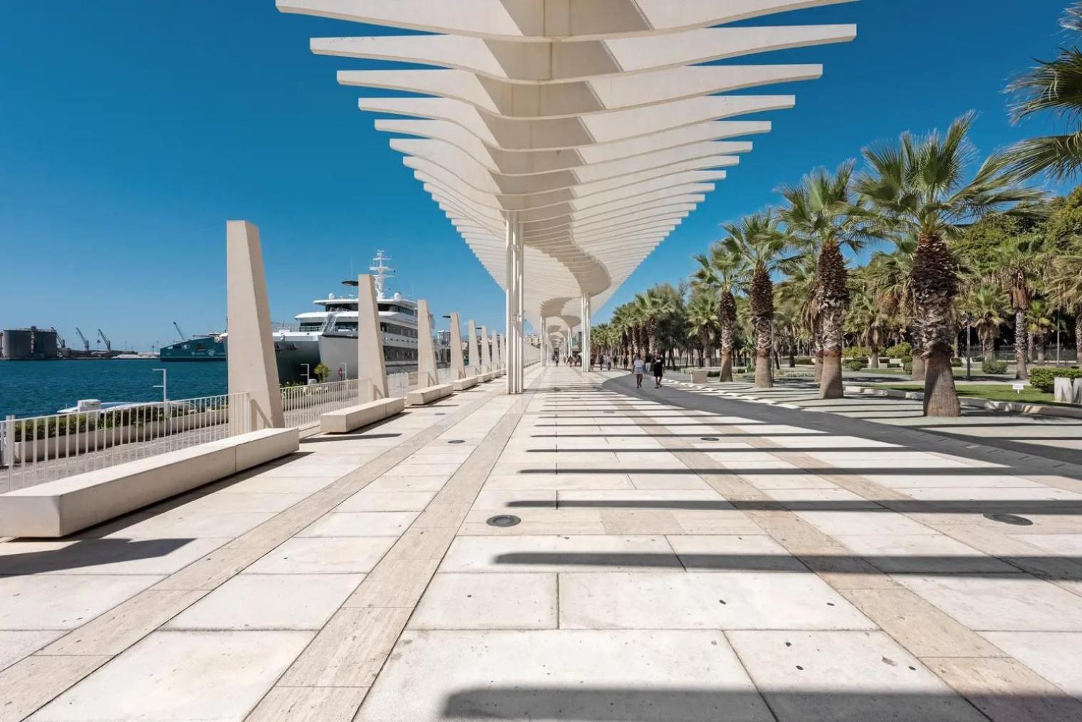 Los Mellis - Maria Zambrano Estacion De Tren & Bus Málaga Eksteriør billede